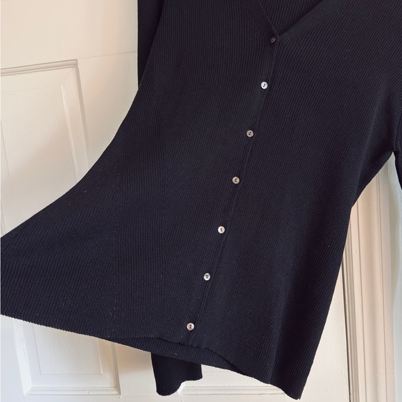 Ann Taylor Black Cardigan Sweater. Size Large. - Picture 6 of 7